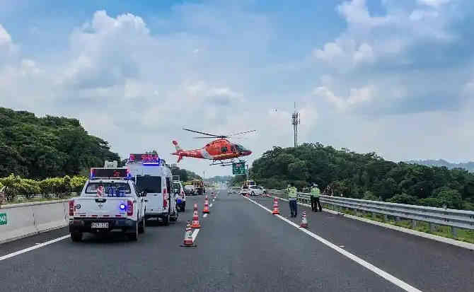 兴城高速公路汽车救援案例
